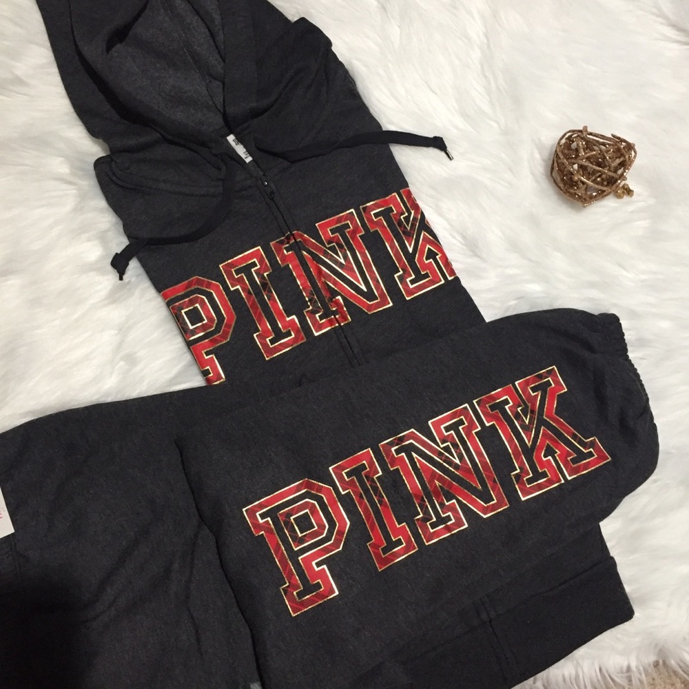 NWT. FULL ZIP HOODIE AND CLASSIC PANTS